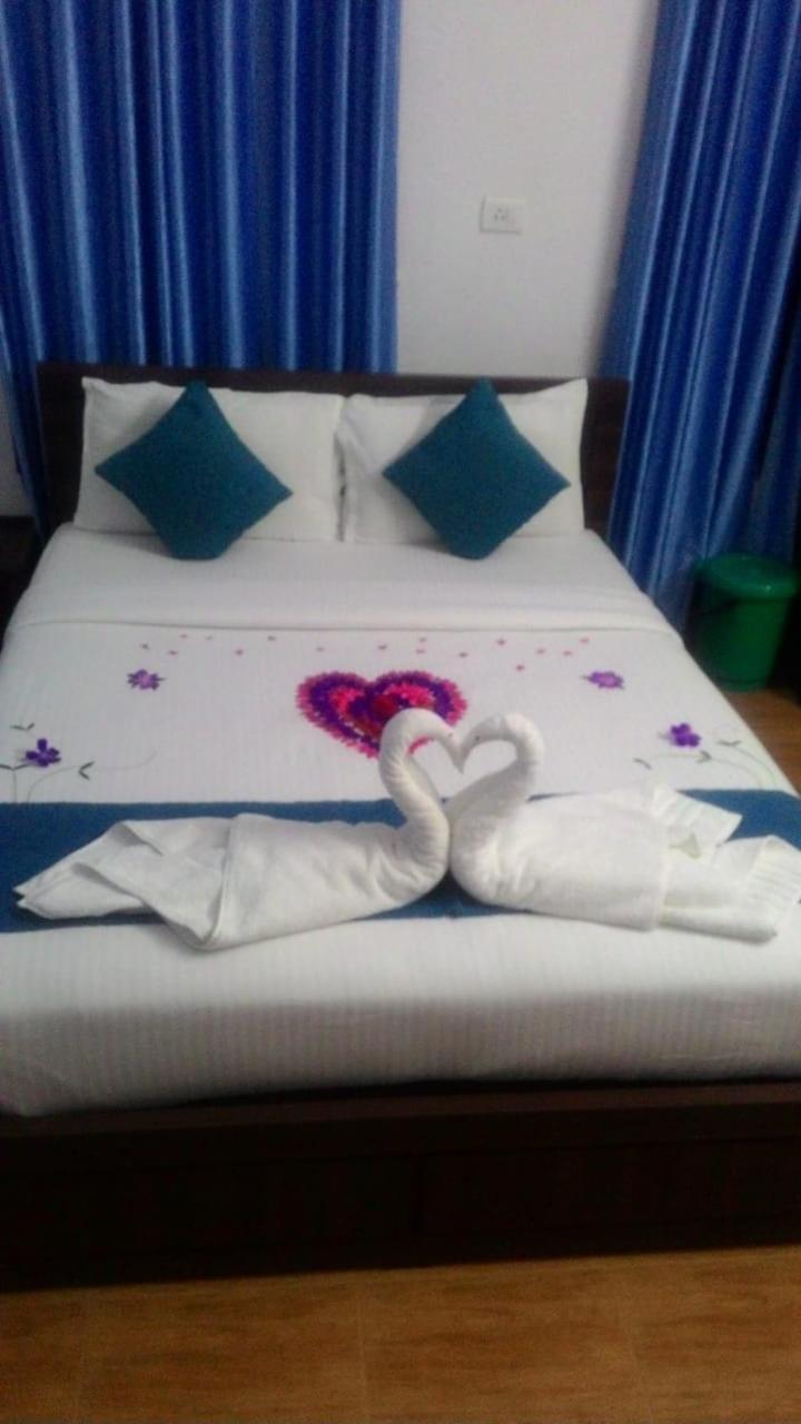 Three Roots Holiday Home Resort สุลต่านบาเทรี ภายนอก รูปภาพ